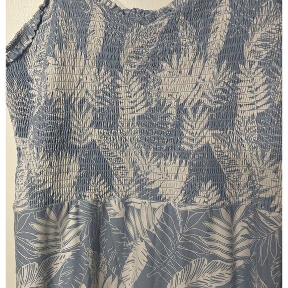 No Boundaries 1XL Dress Cami Blue Floral Smocked Tie Shoulders Mini Botanical - Picture 2 of 8